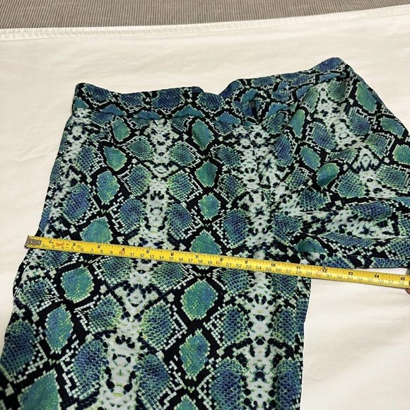 Women’s BCBGMaxazria Dress Pants Blue Snake Print Size S Small needs sew - Picture 6 of 10